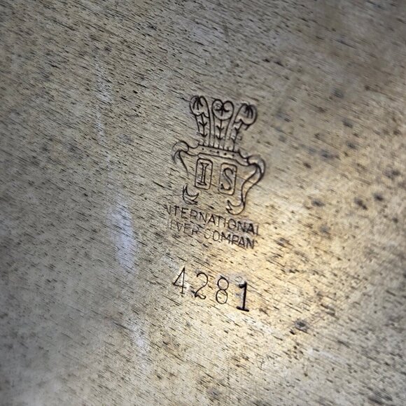 Vintage International Silver Co 42181 Ornate Round Pierced Serving Tray - Picture 7 of 8